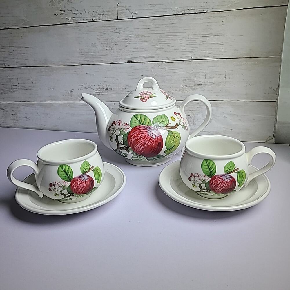 Portmeirion Pomona Tea Set 6 Pc Teapot 2 Cups Saucers Apples Made in England